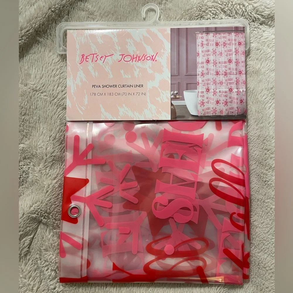 NWT Betsey Johnson Pink Christmas Snowflake “Sleigh All Day” PEVA Shower Liner